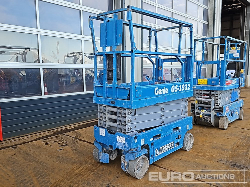 Genie GS1932 - Henkilönostin: kuva Genie GS1932 - Henkilönostin Genie GS1932 - Henkilönostin: kuva Genie GS1932 - Henkilönostin