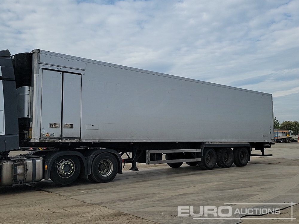 Gray Adams Tri Axle Refrigeration Trailer (Plating Certificate Available) - Refrigeraattori puoliperävaunu: kuva Gray Adams Tri Axle Refrigeration Trailer (Plating Certificate Available) - Refrigeraattori puoliperävaunu Gray Adams Tri Axle Refrigeration Trailer (Plating Certificate Available) - Refrigeraattori puoliperävaunu: kuva Gray Adams Tri Axle Refrigeration Trailer (Plating Certificate Available) - Refrigeraattori puoliperävaunu