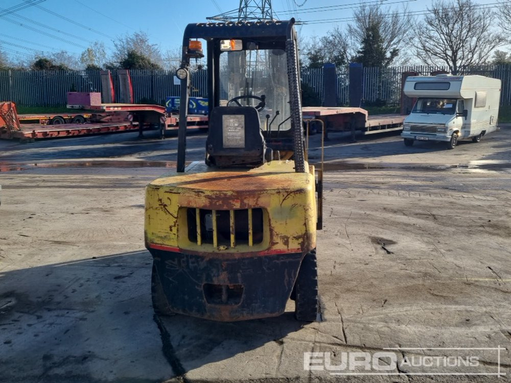 Hyster H3.00XL - Dieseltrukki: kuva Hyster H3.00XL - Dieseltrukki Hyster H3.00XL - Dieseltrukki: kuva Hyster H3.00XL - Dieseltrukki