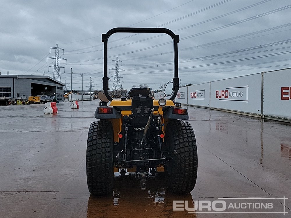 JCB 335HST - Pientraktori: kuva JCB 335HST - Pientraktori JCB 335HST - Pientraktori: kuva JCB 335HST - Pientraktori