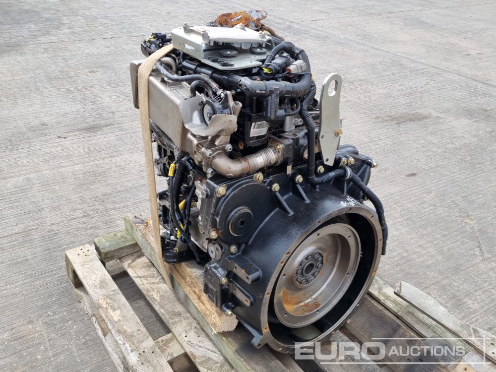 JCB 4 Cylinder Engine - Moottori: kuva JCB 4 Cylinder Engine - Moottori JCB 4 Cylinder Engine - Moottori: kuva JCB 4 Cylinder Engine - Moottori
