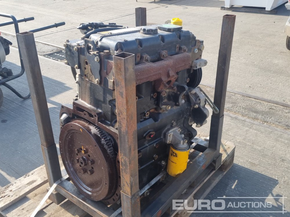 JCB 4 Cylinder Engine - Moottori: kuva JCB 4 Cylinder Engine - Moottori JCB 4 Cylinder Engine - Moottori: kuva JCB 4 Cylinder Engine - Moottori