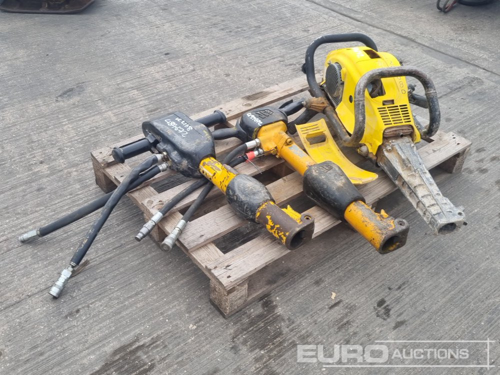 JCB Pneumatic Hand Held Breaker (2 of), Atlas Copco Petrol Hand Held Breaker - Asfaltinlaskija: kuva JCB Pneumatic Hand Held Breaker (2 of), Atlas Copco Petrol Hand Held Breaker - Asfaltinlaskija JCB Pneumatic Hand Held Breaker (2 of), Atlas Copco Petrol Hand Held Breaker - Asfaltinlaskija: kuva JCB Pneumatic Hand Held Breaker (2 of), Atlas Copco Petrol Hand Held Breaker - Asfaltinlaskija