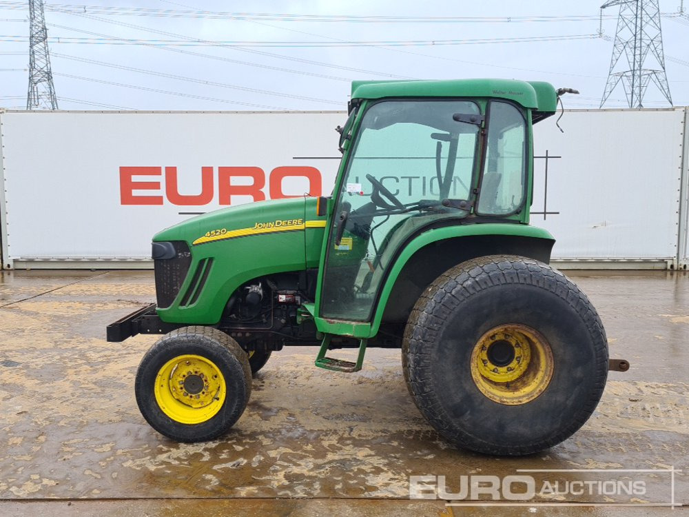 John Deere 4520 - Pientraktori: kuva John Deere 4520 - Pientraktori John Deere 4520 - Pientraktori: kuva John Deere 4520 - Pientraktori