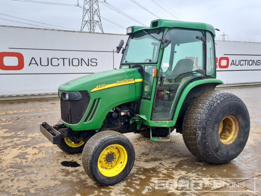 John Deere 4520 - Pientraktori: kuva John Deere 4520 - Pientraktori John Deere 4520 - Pientraktori: kuva John Deere 4520 - Pientraktori