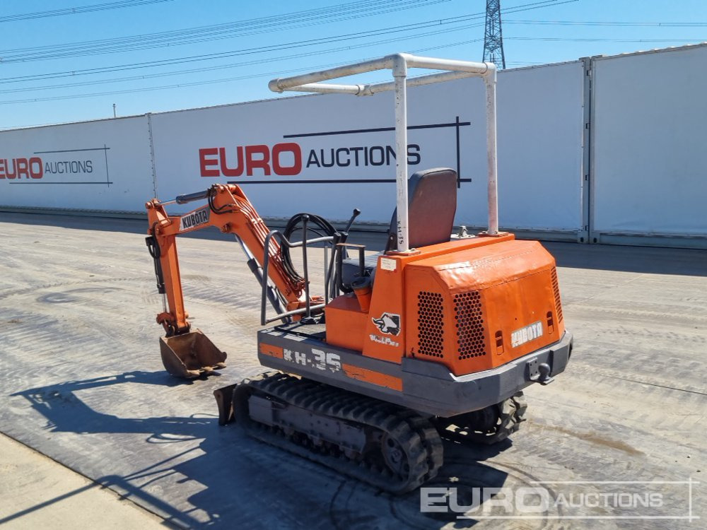 Kubota KH35 - Minikuormaaja: kuva Kubota KH35 - Minikuormaaja Kubota KH35 - Minikuormaaja: kuva Kubota KH35 - Minikuormaaja