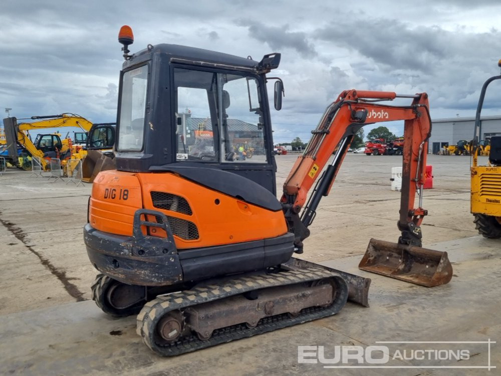 Kubota KX61-3 - Minikuormaaja: kuva Kubota KX61-3 - Minikuormaaja Kubota KX61-3 - Minikuormaaja: kuva Kubota KX61-3 - Minikuormaaja