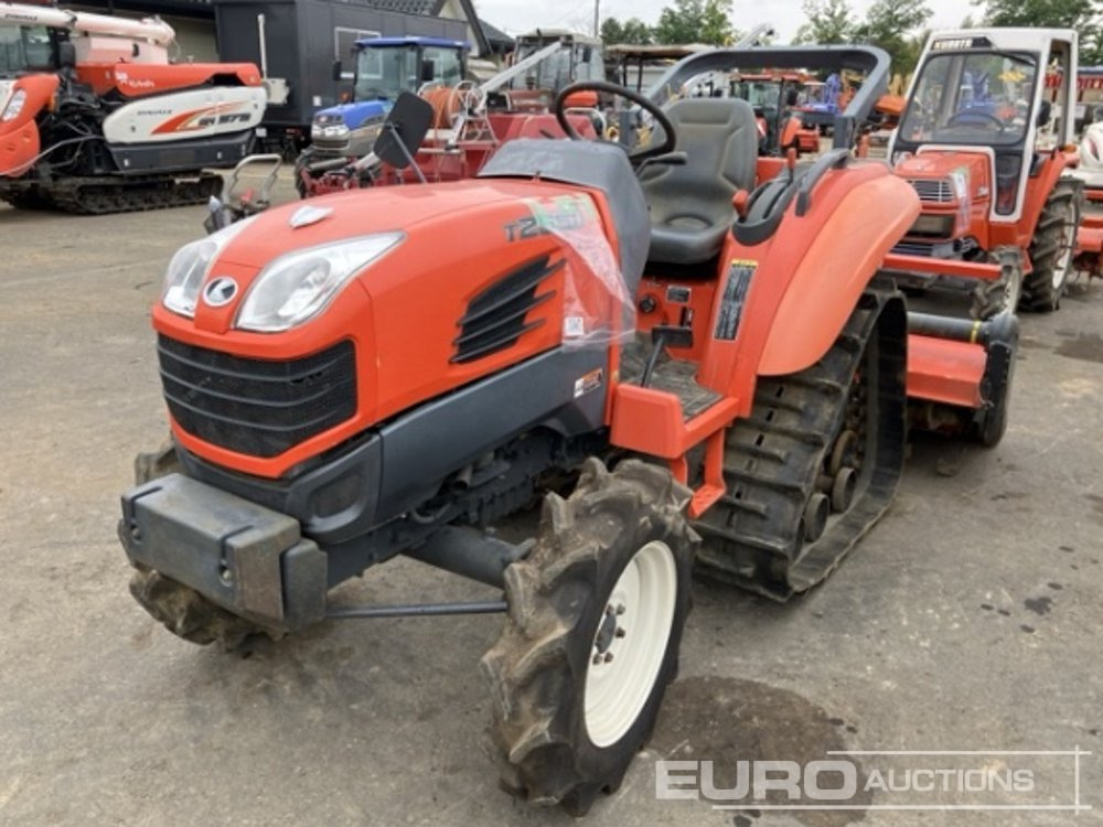 Kubota T265D Half Track Tractor - Pientraktori: kuva Kubota T265D Half Track Tractor - Pientraktori Kubota T265D Half Track Tractor - Pientraktori: kuva Kubota T265D Half Track Tractor - Pientraktori
