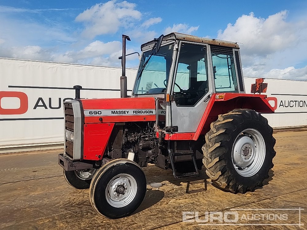 Massey Ferguson 690 - Traktori: kuva Massey Ferguson 690 - Traktori Massey Ferguson 690 - Traktori: kuva Massey Ferguson 690 - Traktori