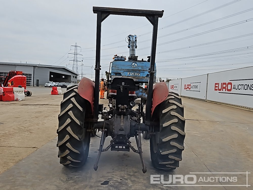Massey Ferguson MF240 - Traktori: kuva Massey Ferguson MF240 - Traktori Massey Ferguson MF240 - Traktori: kuva Massey Ferguson MF240 - Traktori