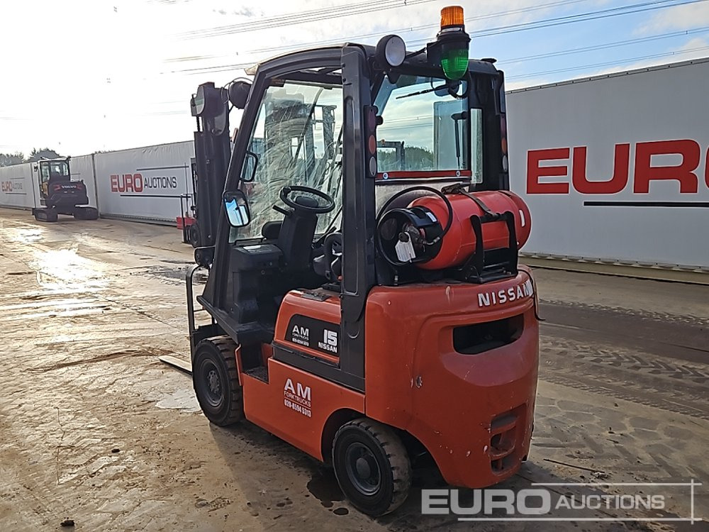 Nissan PD01A15PQ - Vastapainotrukki: kuva Nissan PD01A15PQ - Vastapainotrukki Nissan PD01A15PQ - Vastapainotrukki: kuva Nissan PD01A15PQ - Vastapainotrukki