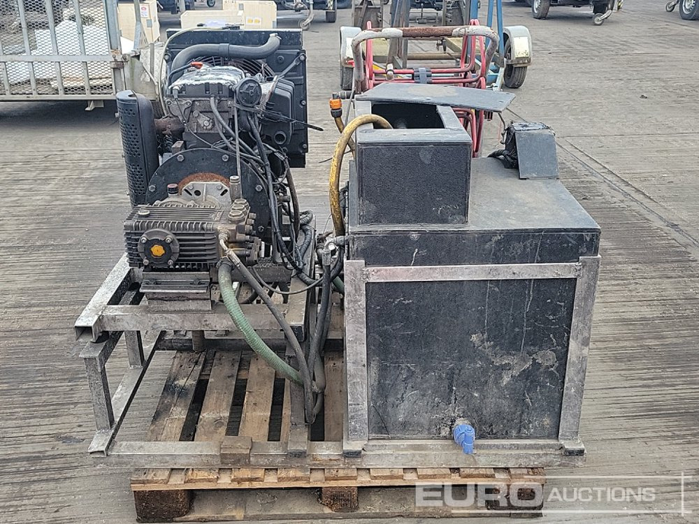 Pressure Washer, Lombardini Engine (Spares) - Painepesuri: kuva Pressure Washer, Lombardini Engine (Spares) - Painepesuri Pressure Washer, Lombardini Engine (Spares) - Painepesuri: kuva Pressure Washer, Lombardini Engine (Spares) - Painepesuri