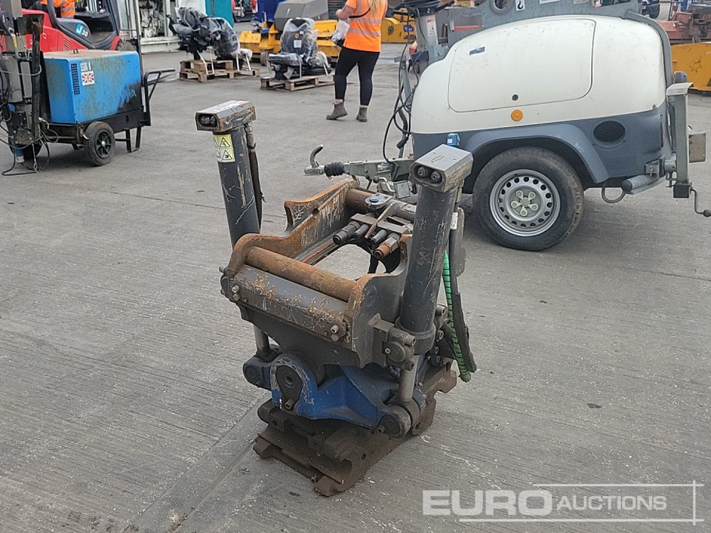 SMP Hydraulic Tilt Rotator QH 60mm Pin to suit 10 Ton Excavator - Pikaliitin: kuva SMP Hydraulic Tilt Rotator QH 60mm Pin to suit 10 Ton Excavator - Pikaliitin SMP Hydraulic Tilt Rotator QH 60mm Pin to suit 10 Ton Excavator - Pikaliitin: kuva SMP Hydraulic Tilt Rotator QH 60mm Pin to suit 10 Ton Excavator - Pikaliitin