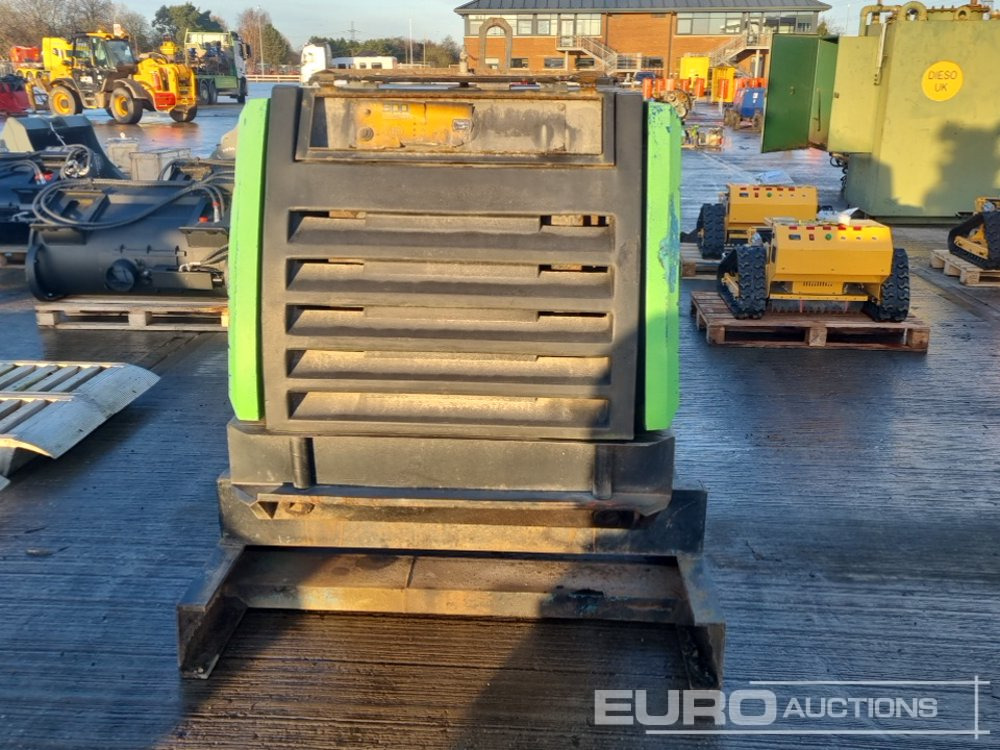 SPP Pumps 6" Static Water Pump, 3 Cylinder Engine - Vesipumppu: kuva SPP Pumps 6" Static Water Pump, 3 Cylinder Engine - Vesipumppu SPP Pumps 6" Static Water Pump, 3 Cylinder Engine - Vesipumppu: kuva SPP Pumps 6" Static Water Pump, 3 Cylinder Engine - Vesipumppu