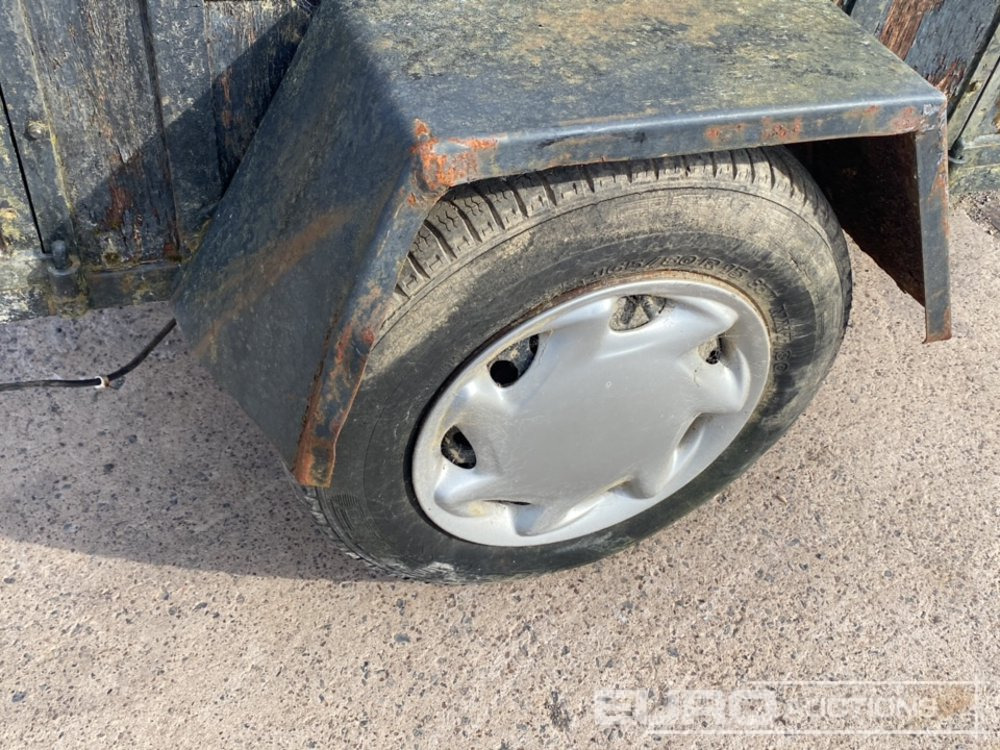 Single Axle 4 Box Dog Trailer - Koneenkuljetusvaunu: kuva Single Axle 4 Box Dog Trailer - Koneenkuljetusvaunu Single Axle 4 Box Dog Trailer - Koneenkuljetusvaunu: kuva Single Axle 4 Box Dog Trailer - Koneenkuljetusvaunu