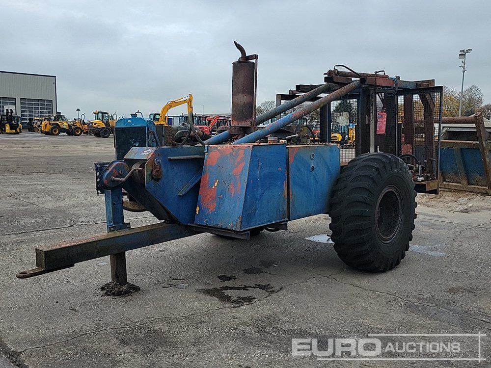 Single Axle Tyre Bead Puller, Ford Engine - Jätemurskain: kuva Single Axle Tyre Bead Puller, Ford Engine - Jätemurskain Single Axle Tyre Bead Puller, Ford Engine - Jätemurskain: kuva Single Axle Tyre Bead Puller, Ford Engine - Jätemurskain