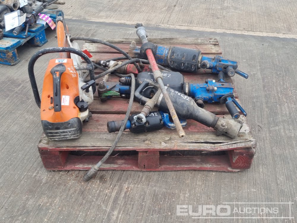 Stihl TS410 Petrol Quick Cut Saw, Pneumatic Hand Held Breaker (4 of), Pneumatic Concrete Poker, Hycon Hydraulic Core Drill - Asfaltinlaskija: kuva Stihl TS410 Petrol Quick Cut Saw, Pneumatic Hand Held Breaker (4 of), Pneumatic Concrete Poker, Hycon Hydraulic Core Drill - Asfaltinlaskija Stihl TS410 Petrol Quick Cut Saw, Pneumatic Hand Held Breaker (4 of), Pneumatic Concrete Poker, Hycon Hydraulic Core Drill - Asfaltinlaskija: kuva Stihl TS410 Petrol Quick Cut Saw, Pneumatic Hand Held Breaker (4 of), Pneumatic Concrete Poker, Hycon Hydraulic Core Drill - Asfaltinlaskija