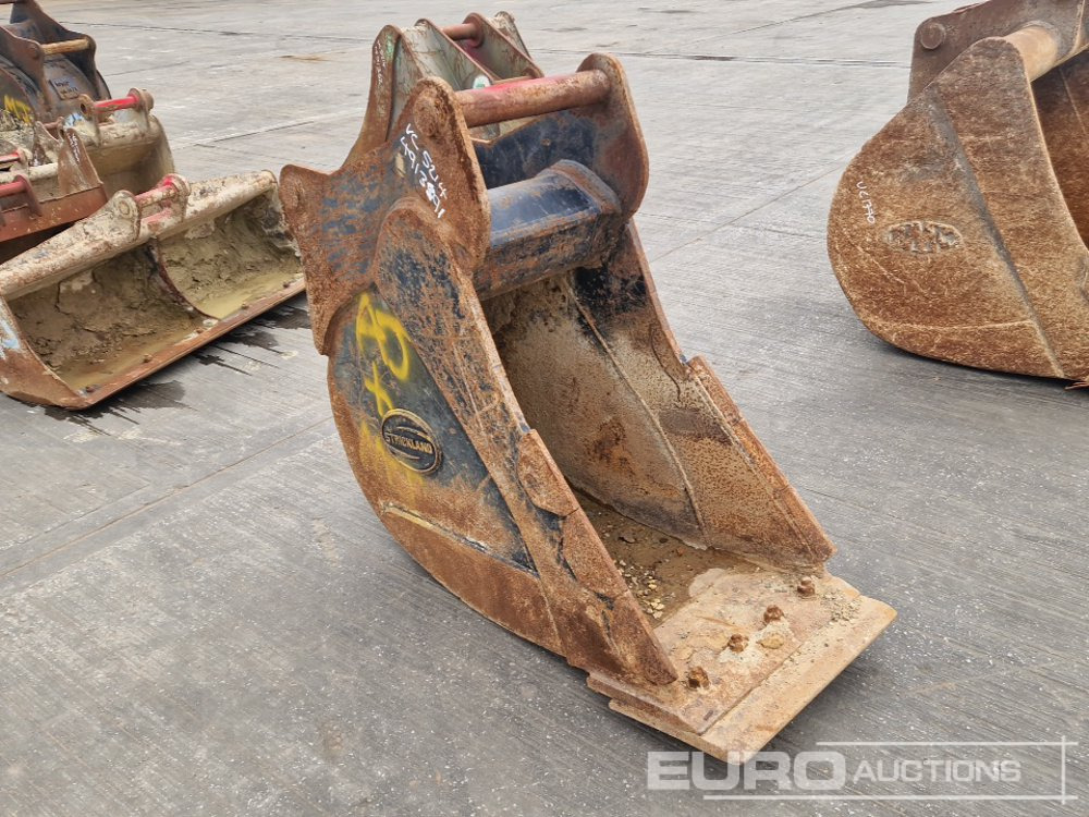 Strickland 24" Digging Bucket S70 Hitch to suit 18-33 Ton Excavator - Kauha: kuva Strickland 24" Digging Bucket S70 Hitch to suit 18-33 Ton Excavator - Kauha Strickland 24" Digging Bucket S70 Hitch to suit 18-33 Ton Excavator - Kauha: kuva Strickland 24" Digging Bucket S70 Hitch to suit 18-33 Ton Excavator - Kauha
