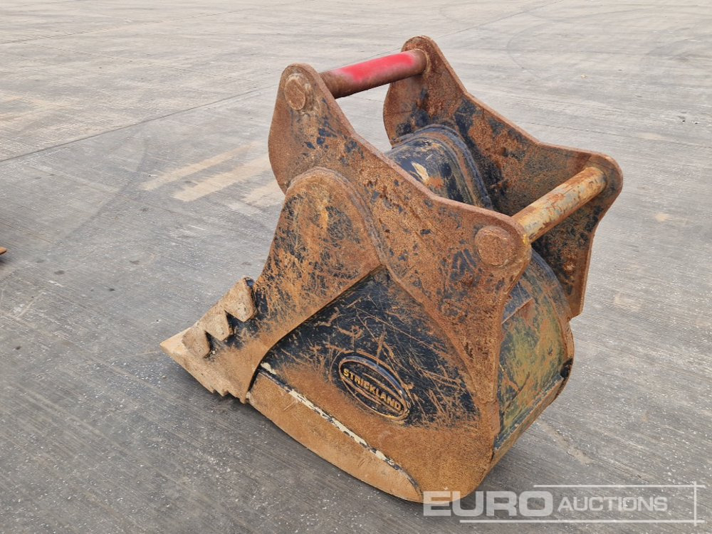 Strickland 24" Digging Bucket S70 Hitch to suit 18-33 Ton Excavator - Kauha: kuva Strickland 24" Digging Bucket S70 Hitch to suit 18-33 Ton Excavator - Kauha Strickland 24" Digging Bucket S70 Hitch to suit 18-33 Ton Excavator - Kauha: kuva Strickland 24" Digging Bucket S70 Hitch to suit 18-33 Ton Excavator - Kauha