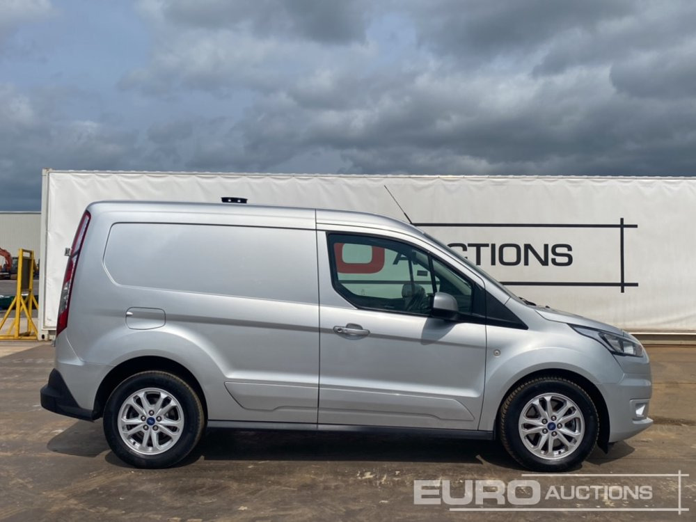 Tavara-auto 2021 Ford Transit Connect 200: kuva Tavara-auto 2021 Ford Transit Connect 200