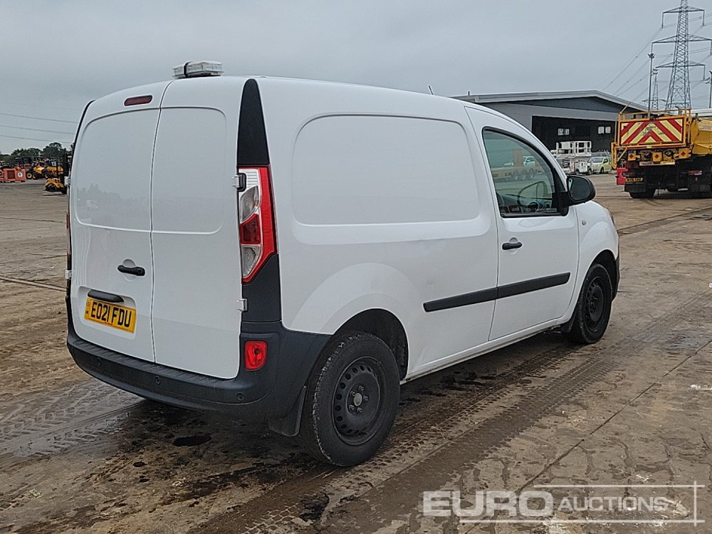 2021 Nissan NV250 - Tavara-auto: kuva 2021 Nissan NV250 - Tavara-auto 2021 Nissan NV250 - Tavara-auto: kuva 2021 Nissan NV250 - Tavara-auto