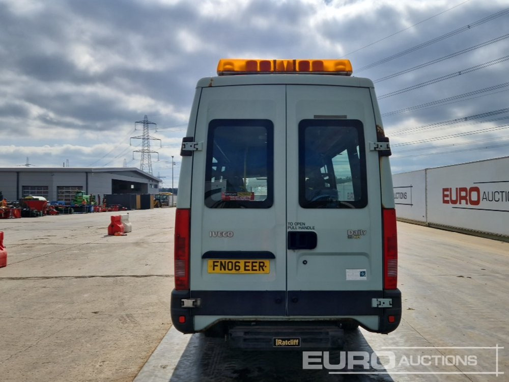 Iveco Daily - Tavara-auto: kuva Iveco Daily - Tavara-auto Iveco Daily - Tavara-auto: kuva Iveco Daily - Tavara-auto