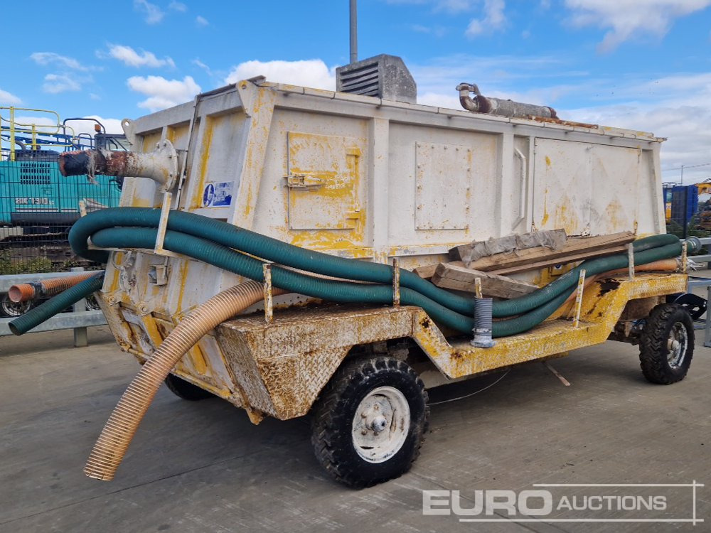 Twin Axle Draw Bar Vacuum, CAT Engine - Säiliöperävaunu: kuva Twin Axle Draw Bar Vacuum, CAT Engine - Säiliöperävaunu Twin Axle Draw Bar Vacuum, CAT Engine - Säiliöperävaunu: kuva Twin Axle Draw Bar Vacuum, CAT Engine - Säiliöperävaunu