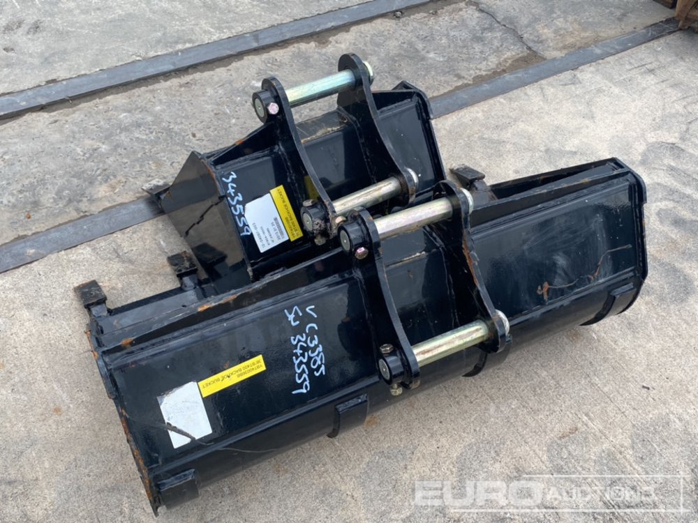 Unused 36" Ditching & 18" Digging Buckets to suit Mini Excavator (2 of) - Kauha: kuva Unused 36" Ditching & 18" Digging Buckets to suit Mini Excavator (2 of) - Kauha Unused 36" Ditching & 18" Digging Buckets to suit Mini Excavator (2 of) - Kauha: kuva Unused 36" Ditching & 18" Digging Buckets to suit Mini Excavator (2 of) - Kauha