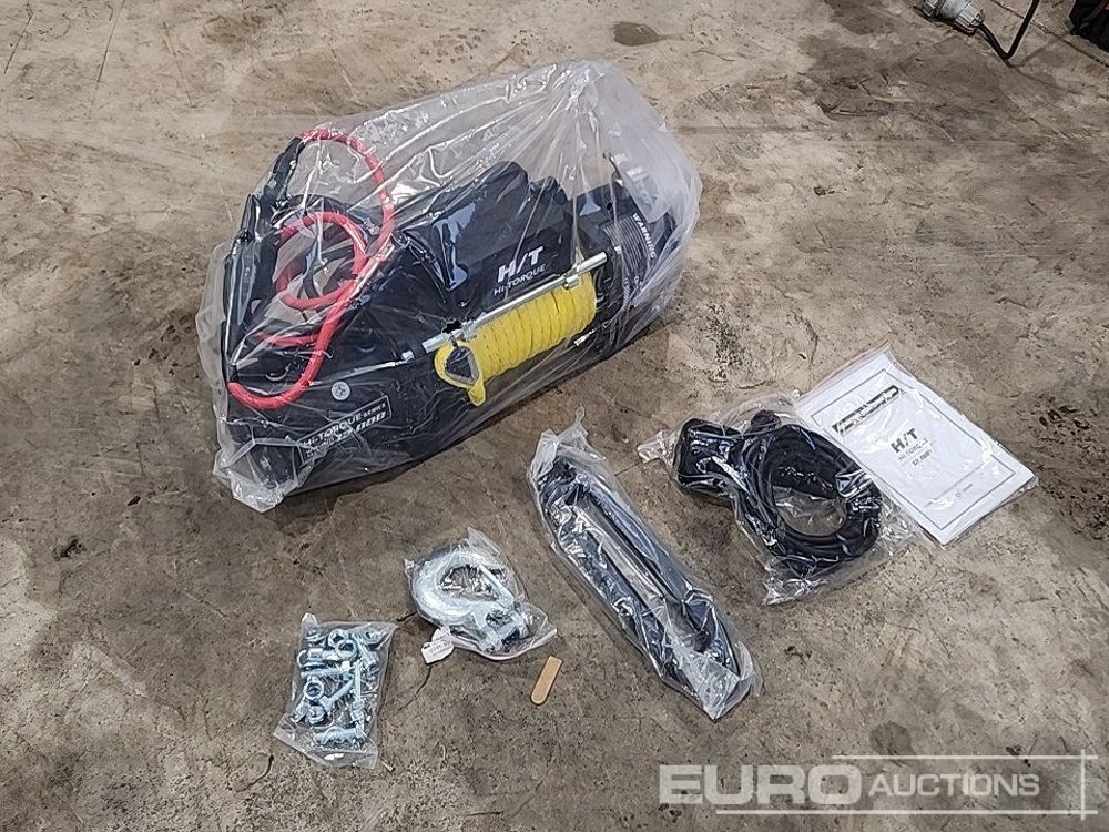 Unused Hi-Torque HT12000 12 Volt Winch, 3/8" x 85' Rope - Korjaamolaitteet: kuva Unused Hi-Torque HT12000 12 Volt Winch, 3/8" x 85' Rope - Korjaamolaitteet Unused Hi-Torque HT12000 12 Volt Winch, 3/8" x 85' Rope - Korjaamolaitteet: kuva Unused Hi-Torque HT12000 12 Volt Winch, 3/8" x 85' Rope - Korjaamolaitteet