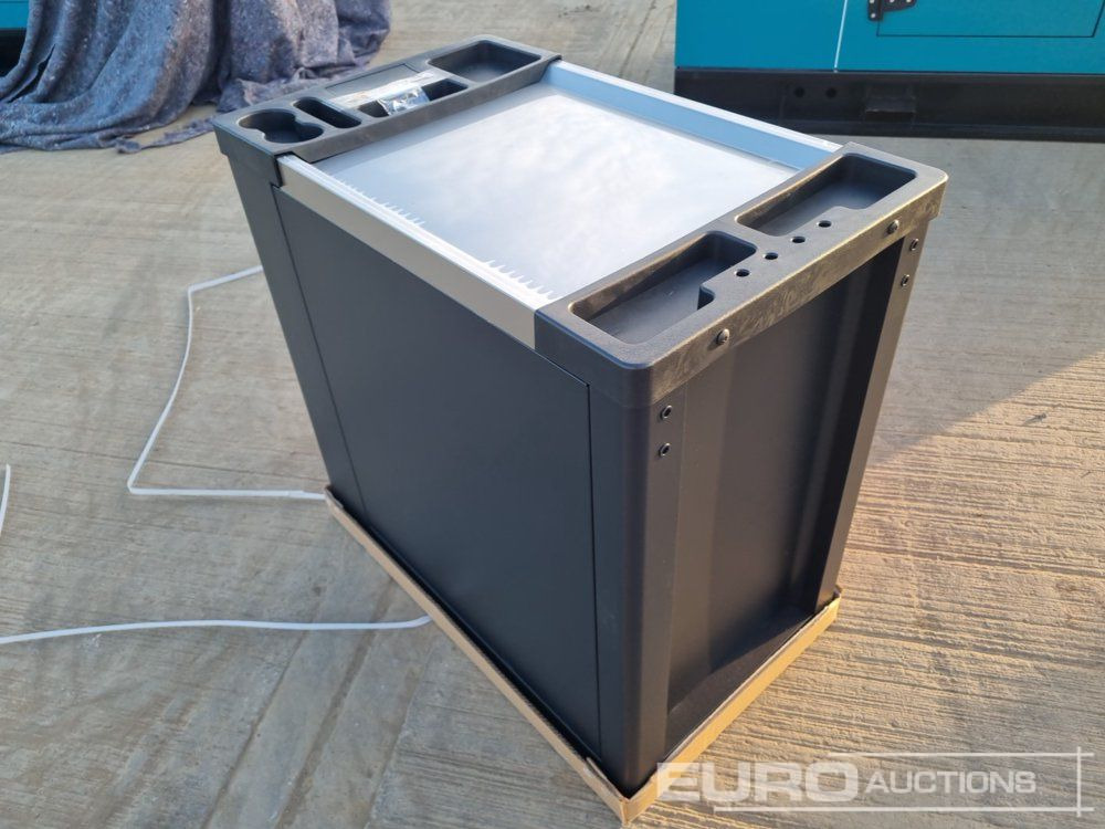 Unused Huttenberg Tool Trollet Set - Korjaamolaitteet: kuva Unused Huttenberg Tool Trollet Set - Korjaamolaitteet Unused Huttenberg Tool Trollet Set - Korjaamolaitteet: kuva Unused Huttenberg Tool Trollet Set - Korjaamolaitteet