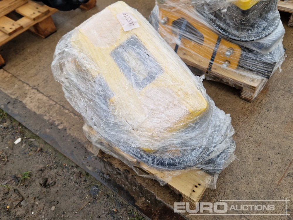 Unused Hydraulic Breaker to suit Mini Excavator - Iskuvasara: kuva  Unused Hydraulic Breaker to suit Mini Excavator - Iskuvasara Unused Hydraulic Breaker to suit Mini Excavator - Iskuvasara: kuva  Unused Hydraulic Breaker to suit Mini Excavator - Iskuvasara
