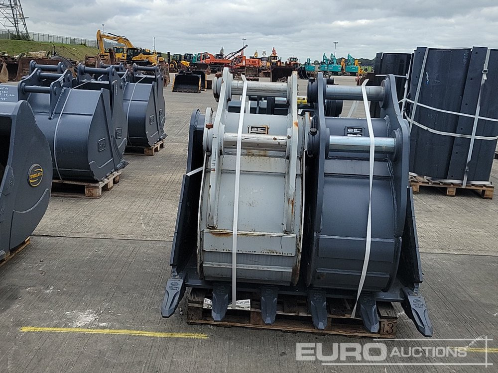 Unused Strickland 54", 24", 18" Digging Bucket 80mm to suit 20 Ton Excavator - Kauha: kuva Unused Strickland 54", 24", 18" Digging Bucket 80mm to suit 20 Ton Excavator - Kauha Unused Strickland 54", 24", 18" Digging Bucket 80mm to suit 20 Ton Excavator - Kauha: kuva Unused Strickland 54", 24", 18" Digging Bucket 80mm to suit 20 Ton Excavator - Kauha