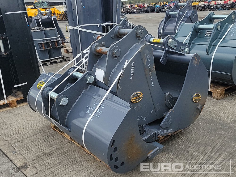 Unused Strickland 60" Ditching, 36", 24", 18" Digging Bucket 60mm to suit 10 Ton Excavator - Kauha: kuva Unused Strickland 60" Ditching, 36", 24", 18" Digging Bucket 60mm to suit 10 Ton Excavator - Kauha Unused Strickland 60" Ditching, 36", 24", 18" Digging Bucket 60mm to suit 10 Ton Excavator - Kauha: kuva Unused Strickland 60" Ditching, 36", 24", 18" Digging Bucket 60mm to suit 10 Ton Excavator - Kauha