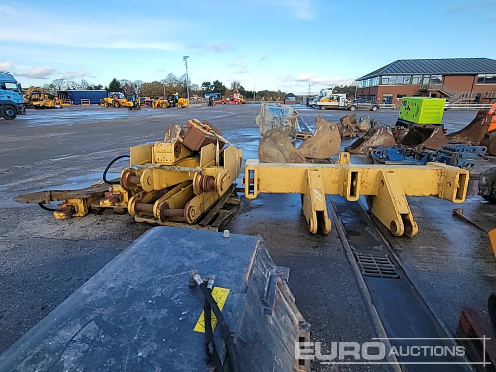 Multi Tyne Ripper Assembly to suit CAT D9 - Varaosat: kuva Multi Tyne Ripper Assembly to suit CAT D9 - Varaosat Multi Tyne Ripper Assembly to suit CAT D9 - Varaosat: kuva Multi Tyne Ripper Assembly to suit CAT D9 - Varaosat