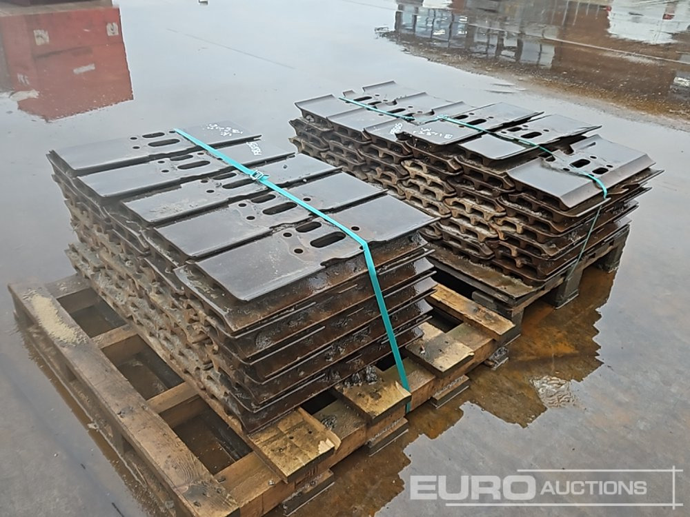 Pallet of 600mm Track Pads to suit Cat 330F (2 of) - Varaosat: kuva Pallet of 600mm Track Pads to suit Cat 330F (2 of) - Varaosat Pallet of 600mm Track Pads to suit Cat 330F (2 of) - Varaosat: kuva Pallet of 600mm Track Pads to suit Cat 330F (2 of) - Varaosat