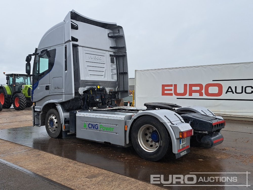 2018 Iveco Np 400 Stralis - Vetopöytäauto: kuva  2018 Iveco Np 400 Stralis - Vetopöytäauto 2018 Iveco Np 400 Stralis - Vetopöytäauto: kuva  2018 Iveco Np 400 Stralis - Vetopöytäauto