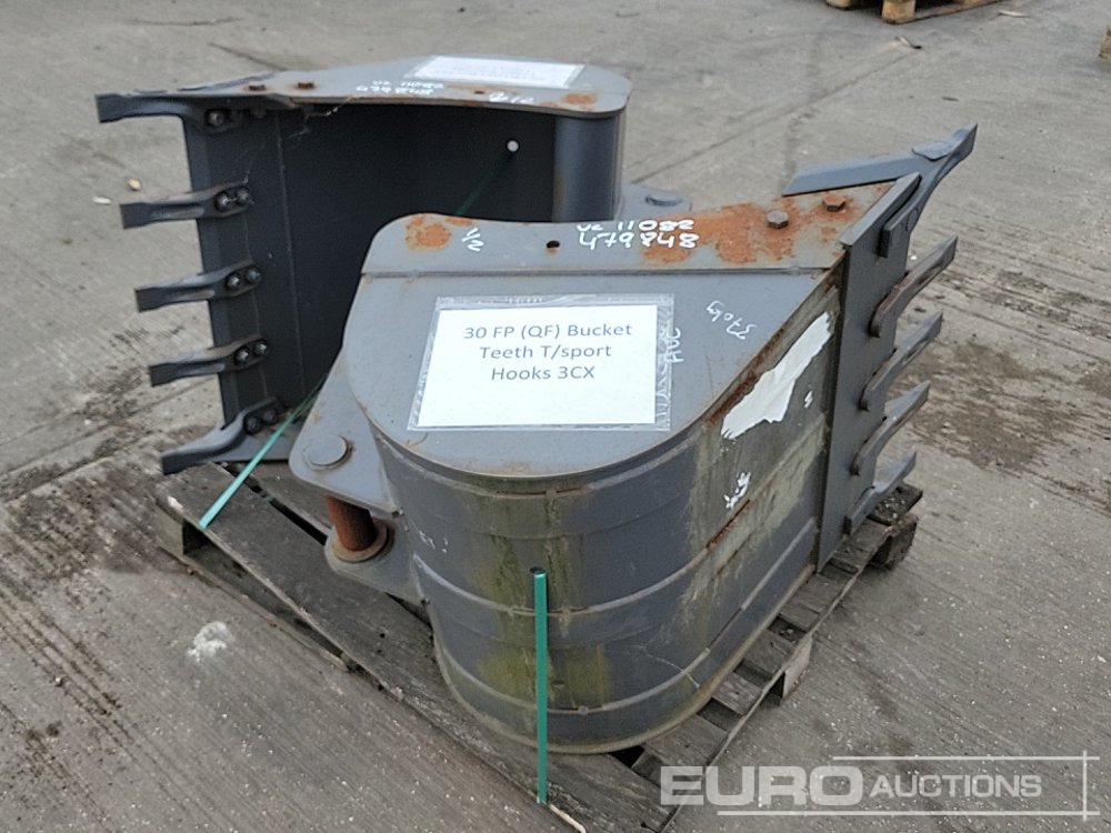 Volvo 30", 30" Digging Bucket 45mm Pin to suit 4-6 Ton Excavator - Kauha: kuva Volvo 30", 30" Digging Bucket 45mm Pin to suit 4-6 Ton Excavator - Kauha Volvo 30", 30" Digging Bucket 45mm Pin to suit 4-6 Ton Excavator - Kauha: kuva Volvo 30", 30" Digging Bucket 45mm Pin to suit 4-6 Ton Excavator - Kauha