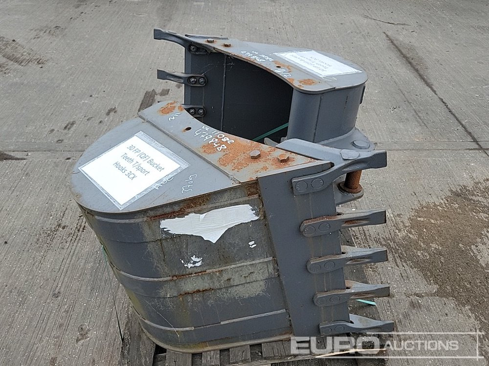 Volvo 30", 30" Digging Bucket 45mm Pin to suit 4-6 Ton Excavator - Kauha: kuva Volvo 30", 30" Digging Bucket 45mm Pin to suit 4-6 Ton Excavator - Kauha Volvo 30", 30" Digging Bucket 45mm Pin to suit 4-6 Ton Excavator - Kauha: kuva Volvo 30", 30" Digging Bucket 45mm Pin to suit 4-6 Ton Excavator - Kauha
