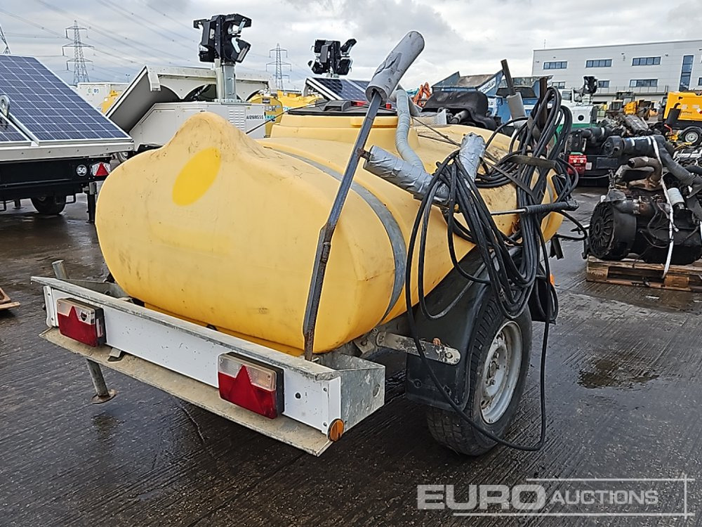 Western Single Axle Plastic Water Bowser, Yanmar Pressure Washer - Painepesuri: kuva Western Single Axle Plastic Water Bowser, Yanmar Pressure Washer - Painepesuri Western Single Axle Plastic Water Bowser, Yanmar Pressure Washer - Painepesuri: kuva Western Single Axle Plastic Water Bowser, Yanmar Pressure Washer - Painepesuri