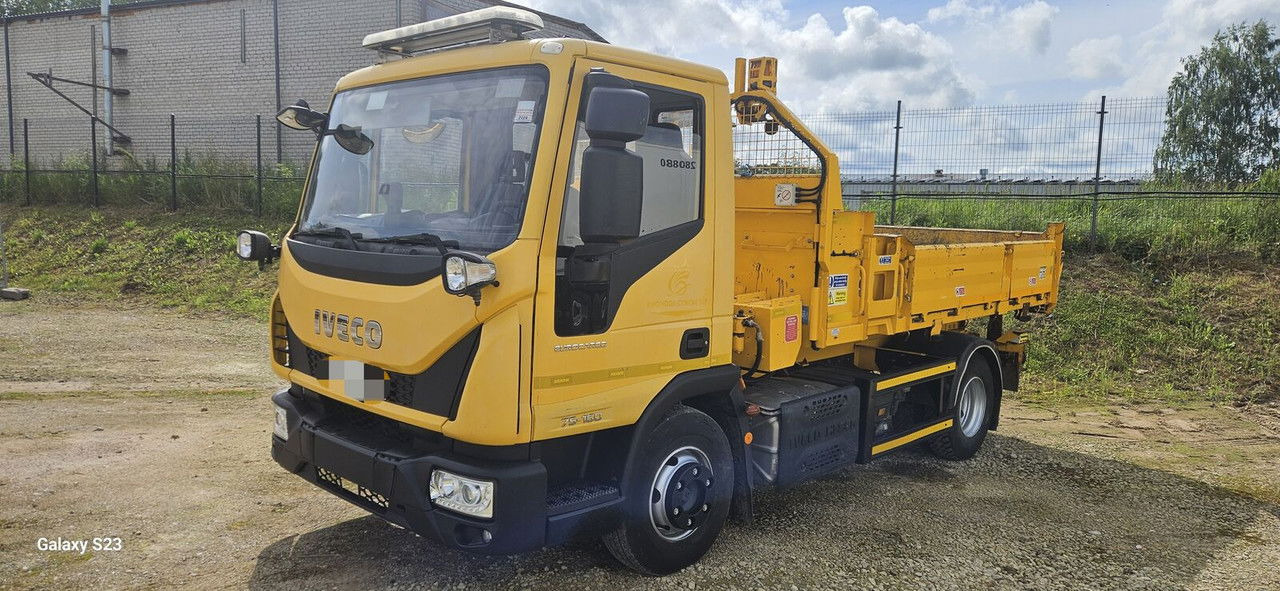 Iveco EuroCargo 75 75E160 - Kippiauto kuorma-auto: kuva Iveco EuroCargo 75 75E160 - Kippiauto kuorma-auto Iveco EuroCargo 75 75E160 - Kippiauto kuorma-auto: kuva Iveco EuroCargo 75 75E160 - Kippiauto kuorma-auto