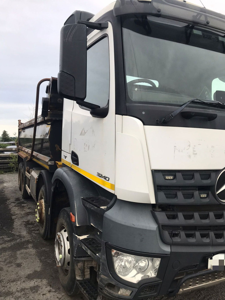 Mercedes-Benz Actros 3240 Tipper - Kippiauto kuorma-auto: kuva Mercedes-Benz Actros 3240 Tipper - Kippiauto kuorma-auto Mercedes-Benz Actros 3240 Tipper - Kippiauto kuorma-auto: kuva Mercedes-Benz Actros 3240 Tipper - Kippiauto kuorma-auto