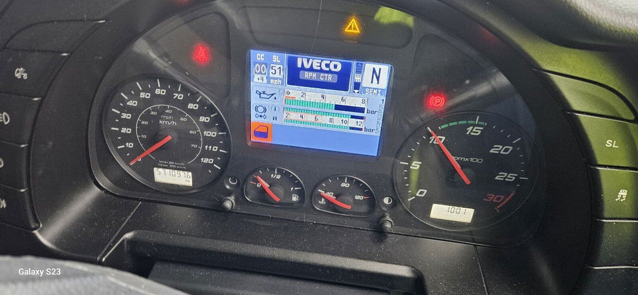 Iveco Stralis 400 LNG - Vetopöytäauto: kuva Iveco Stralis 400 LNG - Vetopöytäauto Iveco Stralis 400 LNG - Vetopöytäauto: kuva Iveco Stralis 400 LNG - Vetopöytäauto