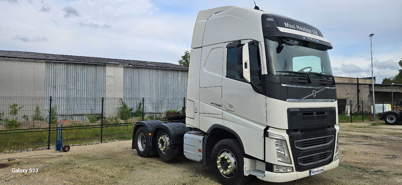 Volvo FH 500 - Vetopöytäauto: kuva Volvo FH 500 - Vetopöytäauto Volvo FH 500 - Vetopöytäauto: kuva Volvo FH 500 - Vetopöytäauto