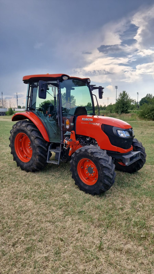 Trattore usato Kubota M4072 - Traktori: kuva Trattore usato Kubota M4072 - Traktori Trattore usato Kubota M4072 - Traktori: kuva Trattore usato Kubota M4072 - Traktori