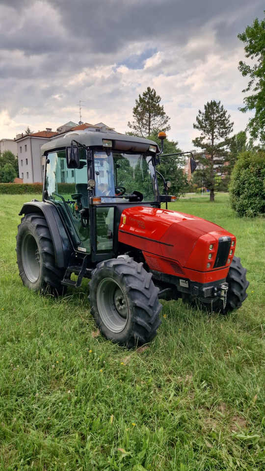 Trattore usato Same Dorado 70 Classic - Traktori: kuva  Trattore usato Same Dorado 70 Classic - Traktori Trattore usato Same Dorado 70 Classic - Traktori: kuva  Trattore usato Same Dorado 70 Classic - Traktori