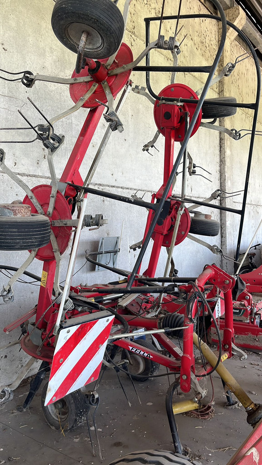 Voltafieno usato Fella TH6606 - Pöyhin: kuva Voltafieno usato Fella TH6606 - Pöyhin Voltafieno usato Fella TH6606 - Pöyhin: kuva Voltafieno usato Fella TH6606 - Pöyhin