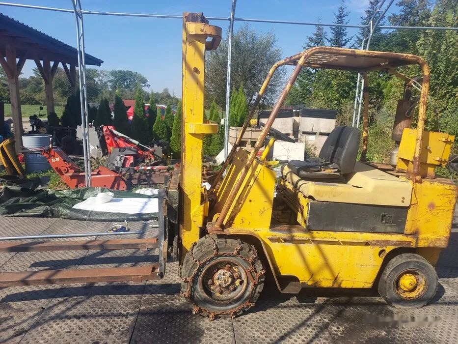 Caterpillar V60B - Dieseltrukki: kuva Caterpillar V60B - Dieseltrukki Caterpillar V60B - Dieseltrukki: kuva Caterpillar V60B - Dieseltrukki