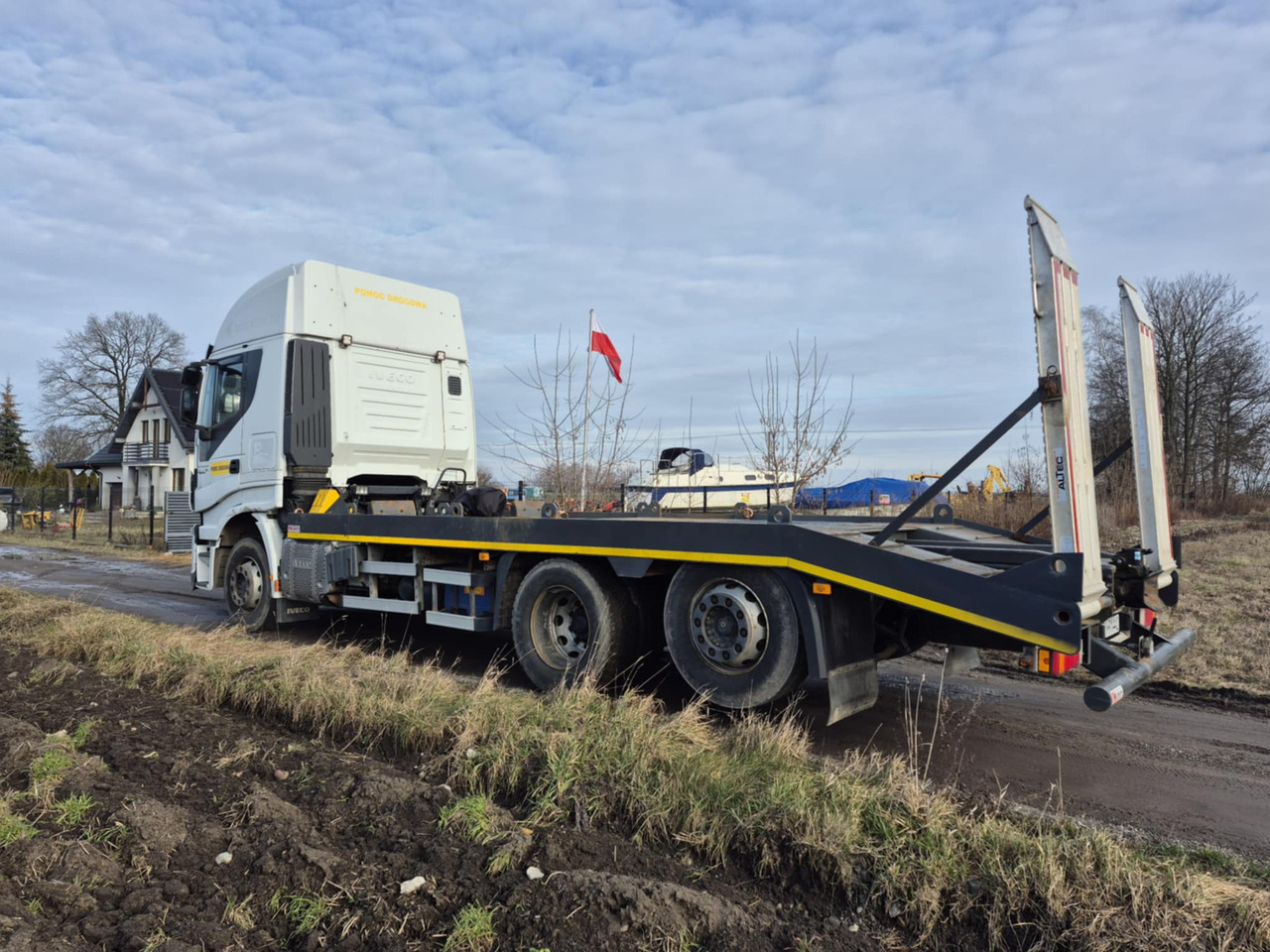IVECO Stralis 420 - Kuljetin kuorma-auto: kuva IVECO Stralis 420 - Kuljetin kuorma-auto IVECO Stralis 420 - Kuljetin kuorma-auto: kuva IVECO Stralis 420 - Kuljetin kuorma-auto