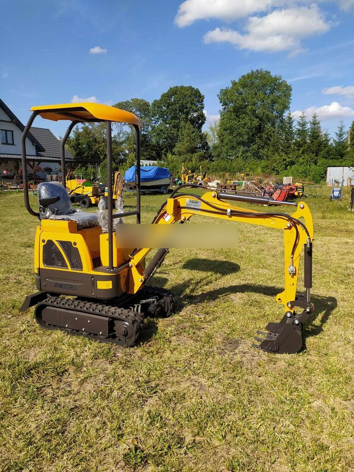 RME15 - Minikuormaaja: kuva RME15 - Minikuormaaja RME15 - Minikuormaaja: kuva RME15 - Minikuormaaja