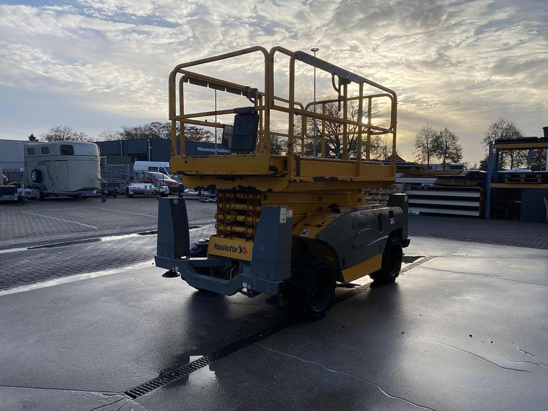 Haulotte Compact 12DX, Schaar hoogwerker, 4X4 Diesel - Saksilava: kuva Haulotte Compact 12DX, Schaar hoogwerker, 4X4 Diesel - Saksilava Haulotte Compact 12DX, Schaar hoogwerker, 4X4 Diesel - Saksilava: kuva Haulotte Compact 12DX, Schaar hoogwerker, 4X4 Diesel - Saksilava
